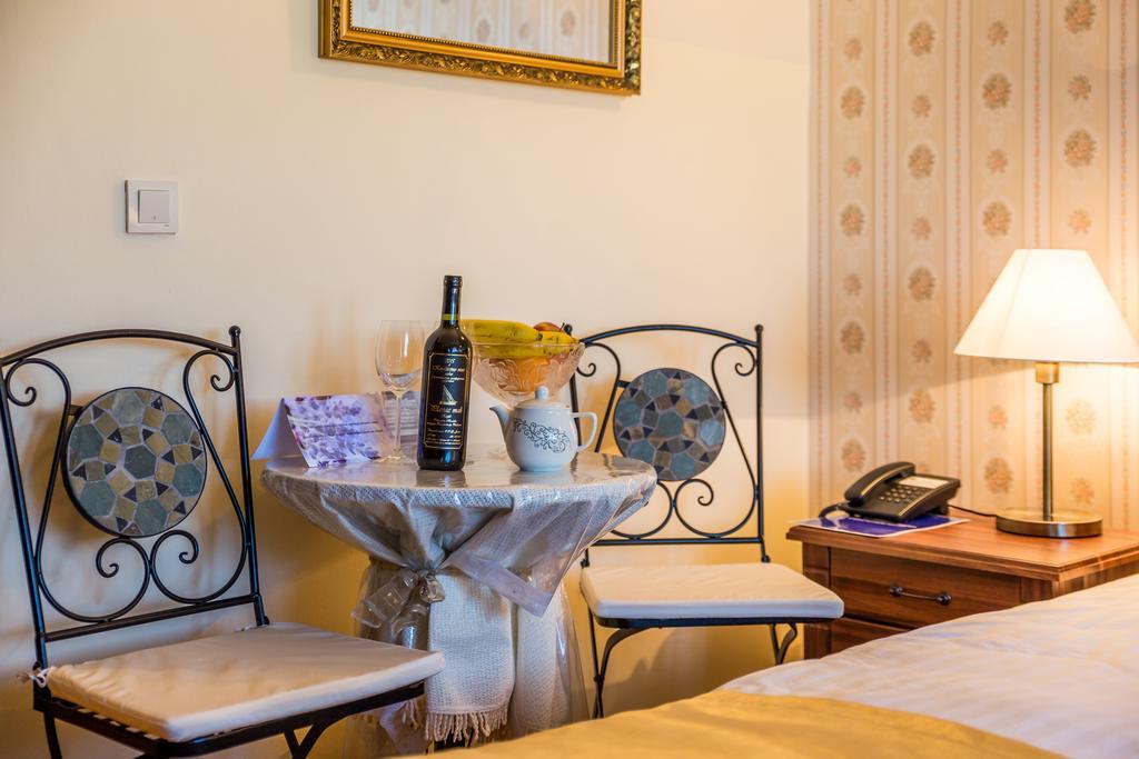 Villas Arbia - Margita Beach Hotel Banjol Dış mekan fotoğraf